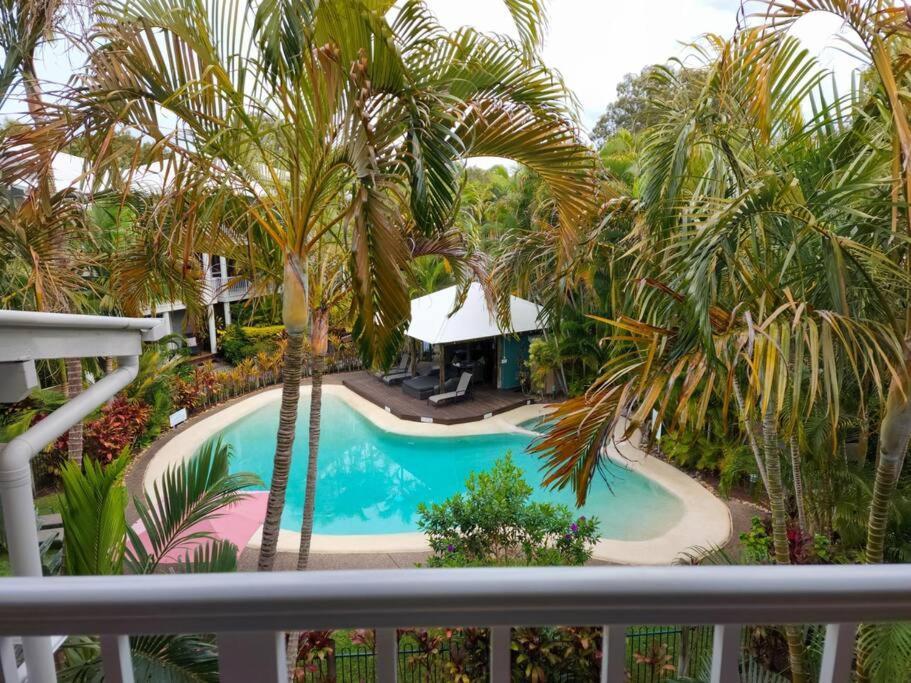 Luxury Top Floor Sunset Villa ヌーサヴィル エクステリア 写真